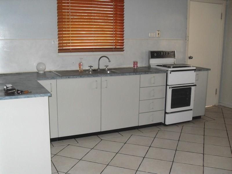 8 Warbler Street, Inala QLD 4077