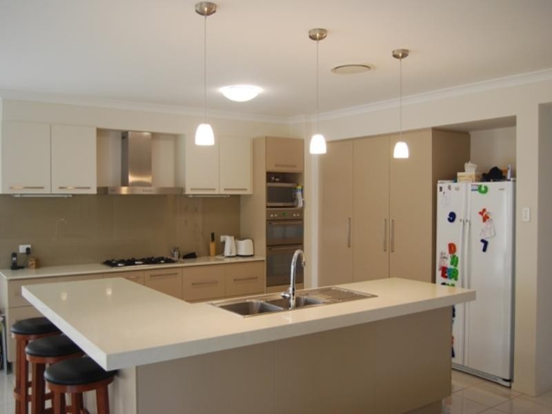 31 Laurel Street, Heathwood QLD 4110