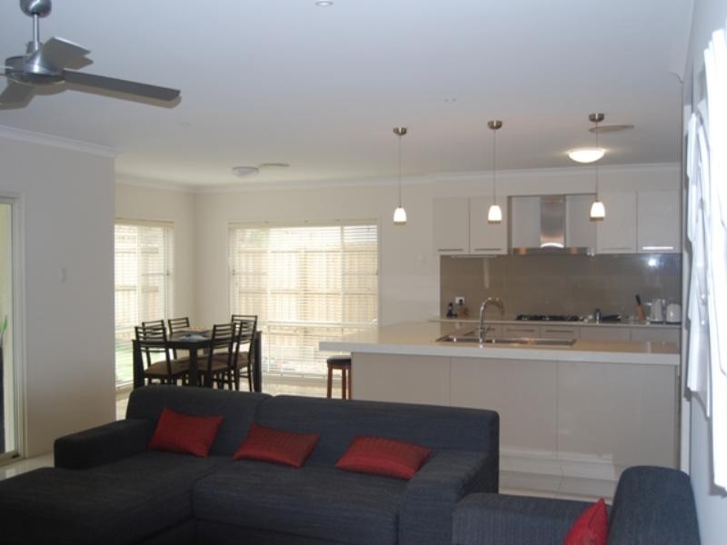 31 Laurel Street, Heathwood QLD 4110