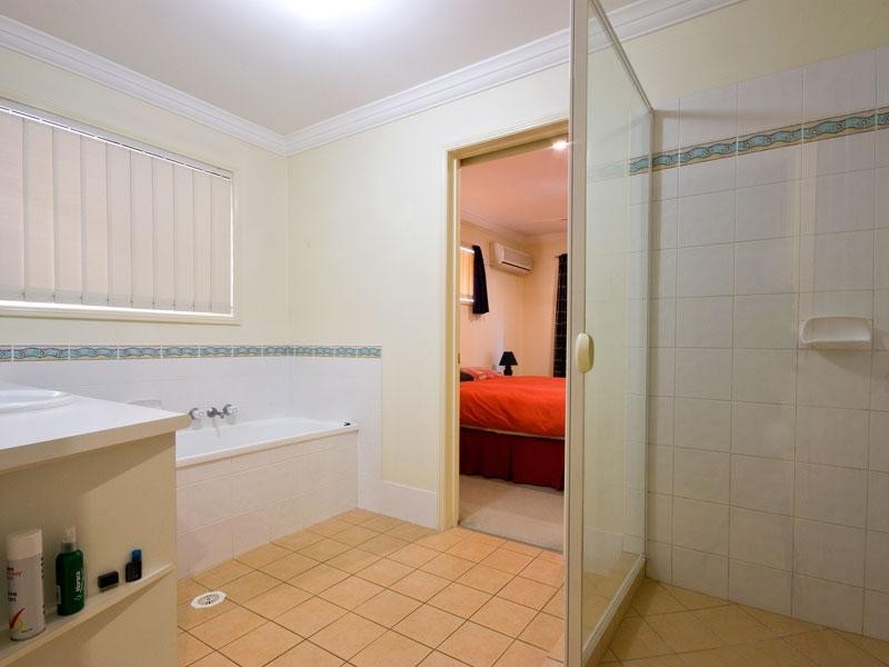 135 Centennial Way, Forest Lake QLD 4078