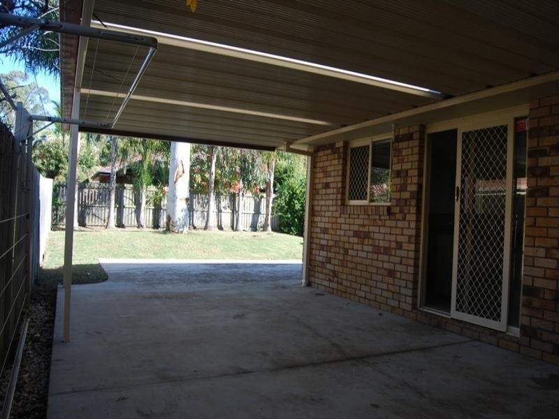 10 Acorn Circuit, Forest Lake QLD 4078