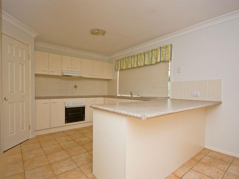 21 St James Street, Forest Lake QLD 4078