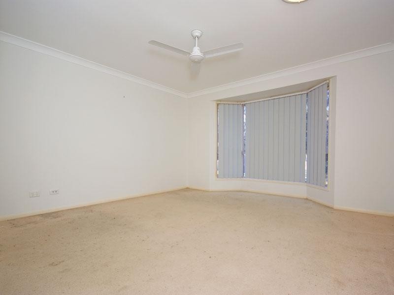 21 St James Street, Forest Lake QLD 4078