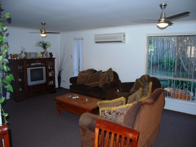 5 Murray Place, Forest Lake QLD 4078