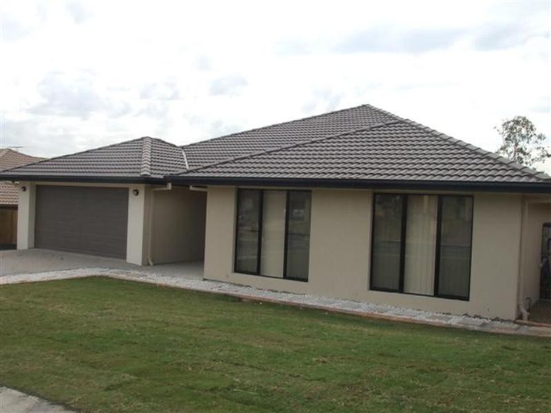 52 Parkwood Drive, Heathwood QLD 4110