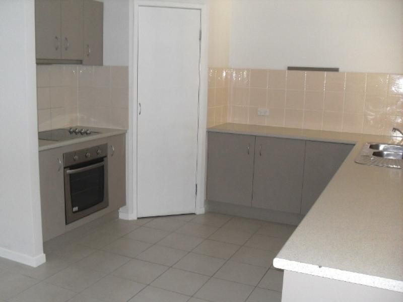 39 Dandenong Street, Forest Lake QLD 4078