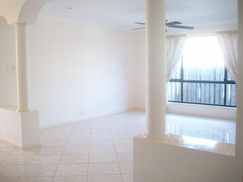 16 Tolmer Crescent, Forest Lake QLD 4078