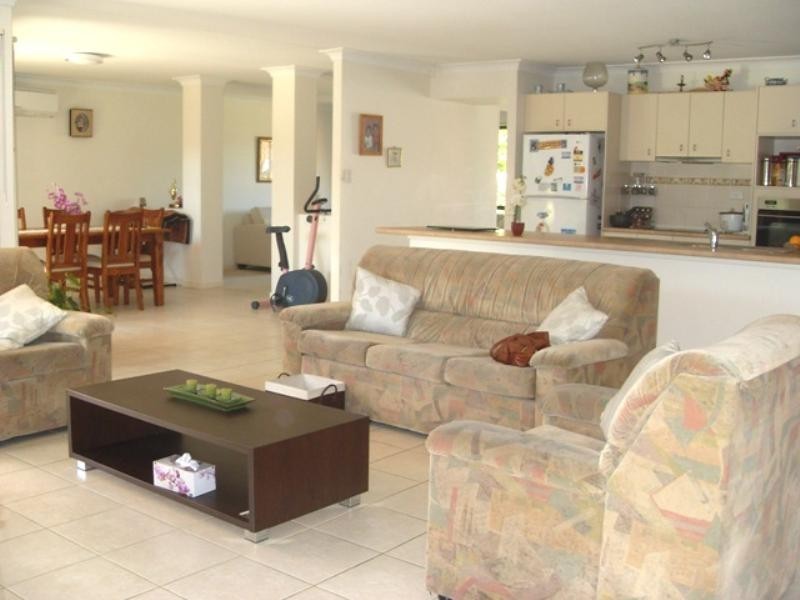 118 Jubilee Avenue, Forest Lake QLD 4078