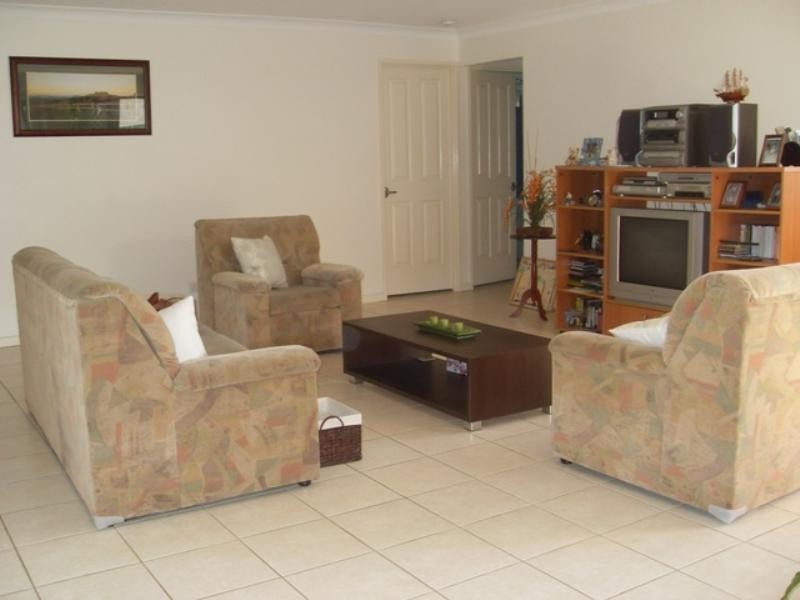 118 Jubilee Avenue, Forest Lake QLD 4078