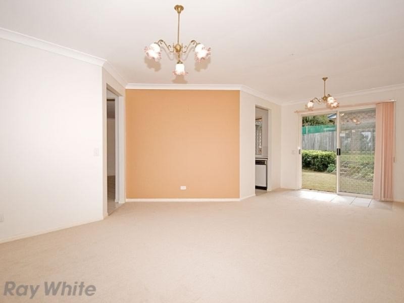 42 Settlers Circuit, Forest Lake QLD 4078