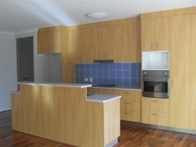 20 Saffron, Seventeen Mile Rocks QLD 4073