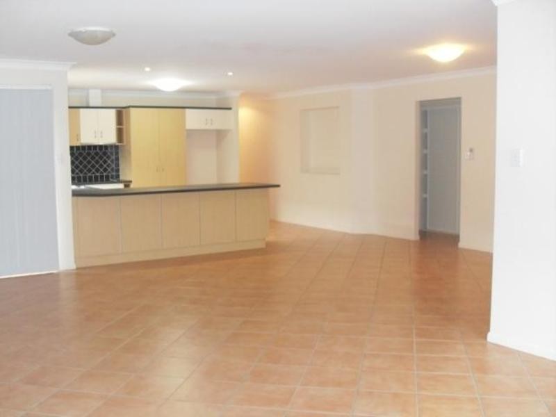 24 Dulwich Place, Forest Lake QLD 4078