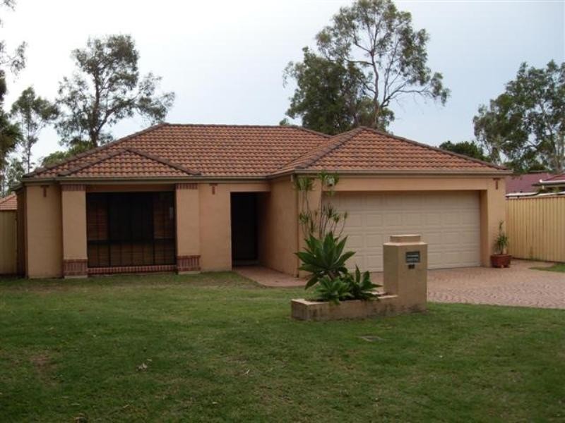 15 Tasman Place, Forest Lake QLD 4078