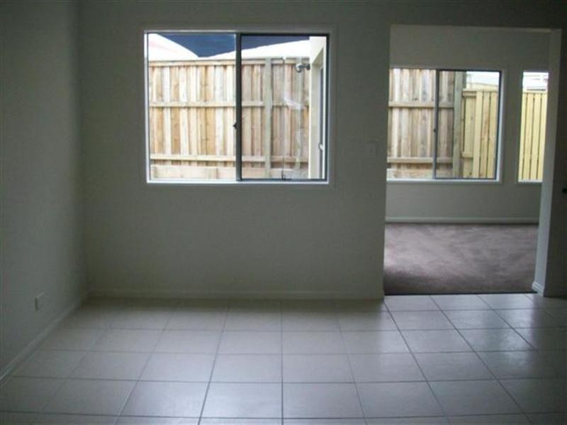 5 Seychelles Lane, Forest Lake QLD 4078