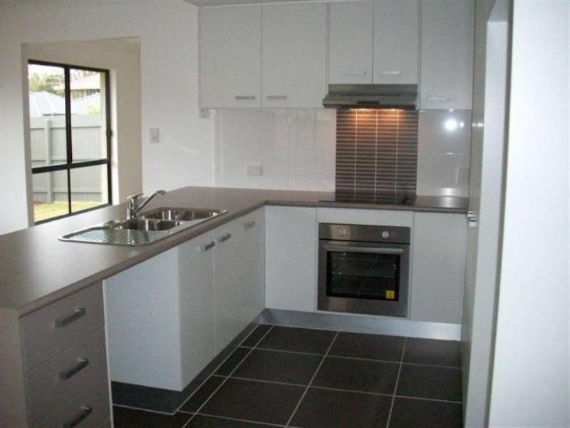 15 Degas Street, Forest Lake QLD 4078