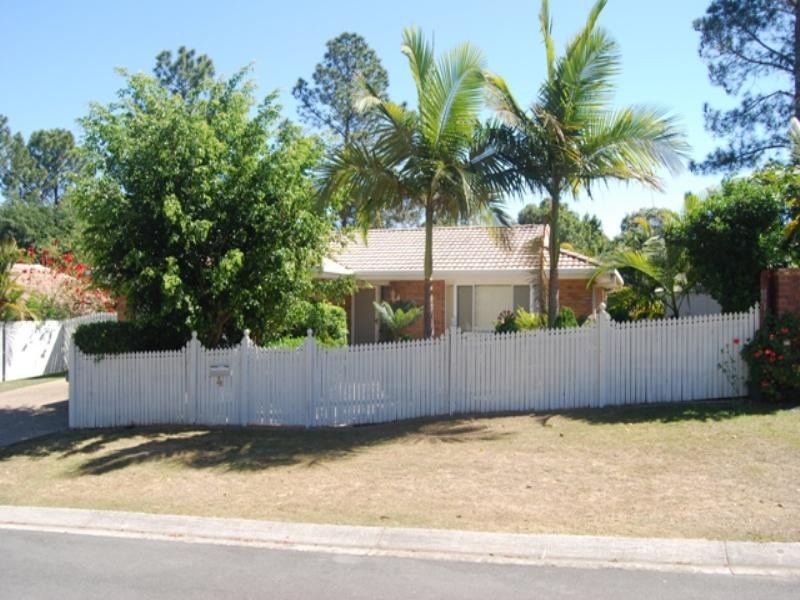 4 Redwood Close, Forest Lake QLD 4078