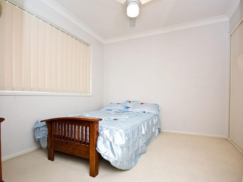 22 Hyde Place, Forest Lake QLD 4078