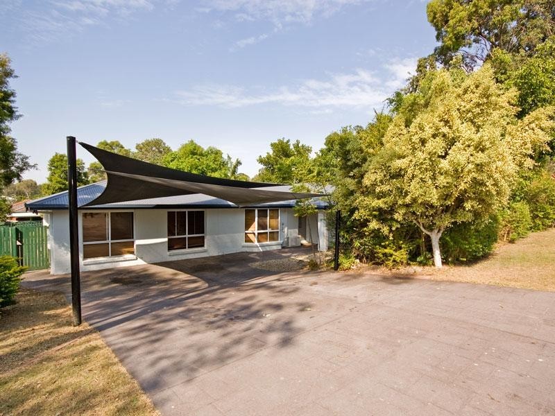 9 Honeysuckle Place, Forest Lake QLD 4078