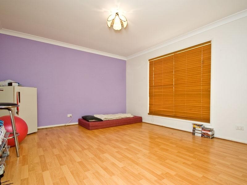 9 Honeysuckle Place, Forest Lake QLD 4078