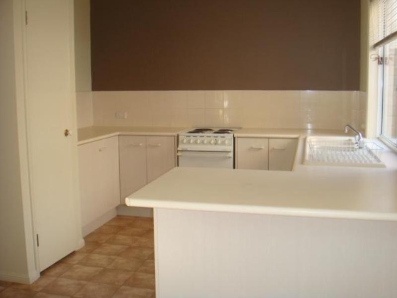 46 Rimu Crescent, Forest Lake QLD 4078