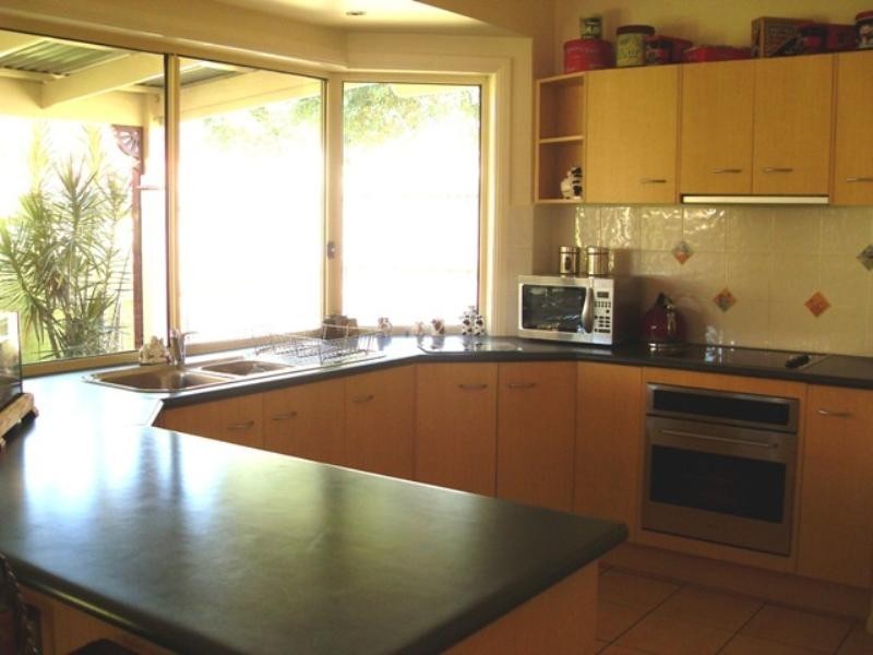 7 Purdie Place, Forest Lake QLD 4078