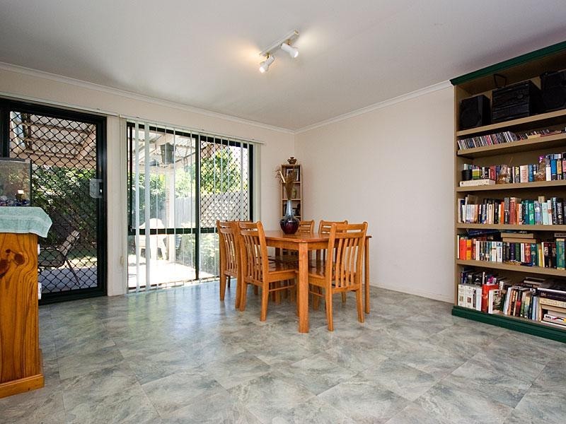 16 Settlers Circuit, Forest Lake QLD 4078