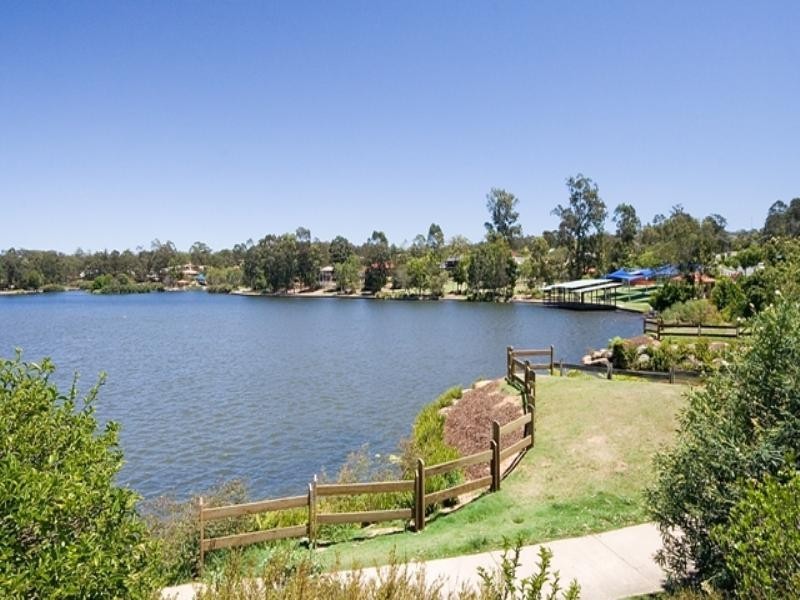 40 Kondalilla Parade, Forest Lake QLD 4078