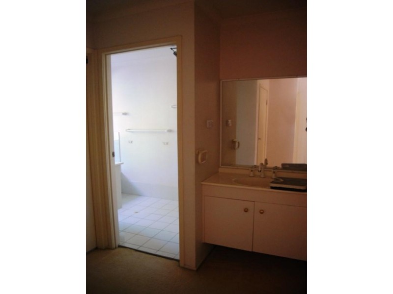 8 Ornata Place, Forest Lake QLD 4078