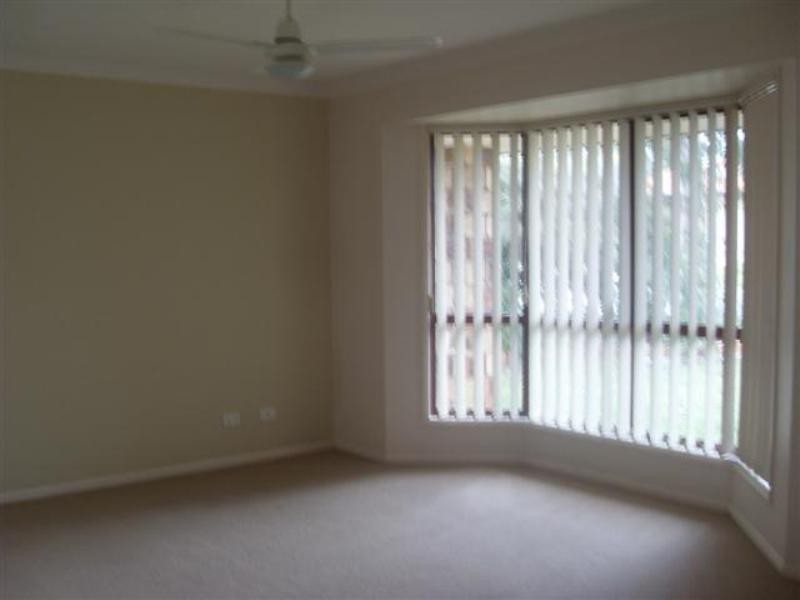 20 Harrison Crescent, Forest Lake QLD 4078