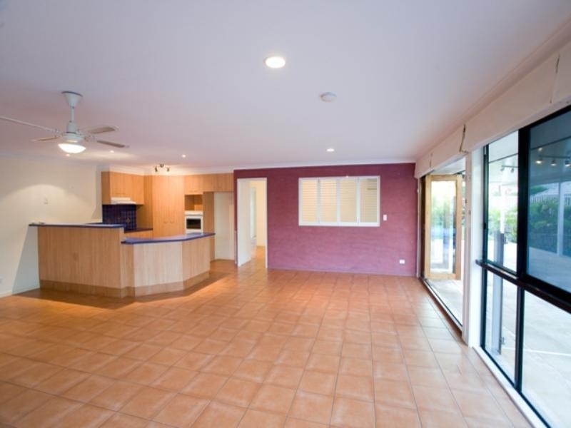 43 Angus Street, Sinnamon Park QLD 4073