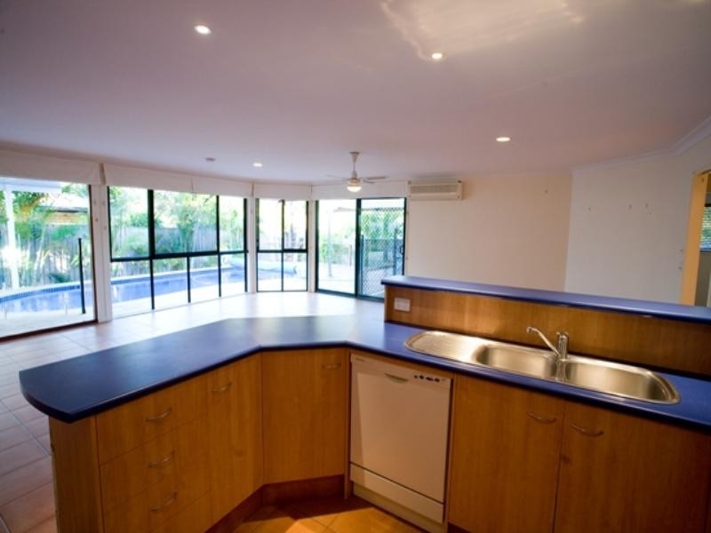 43 Angus Street, Sinnamon Park QLD 4073