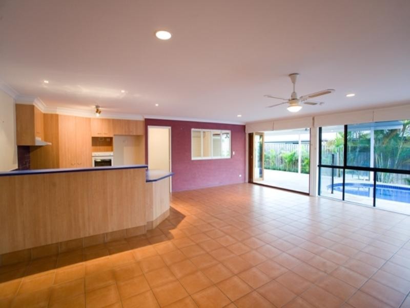 43 Angus Street, Sinnamon Park QLD 4073