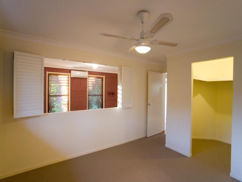 43 Angus Street, Sinnamon Park QLD 4073