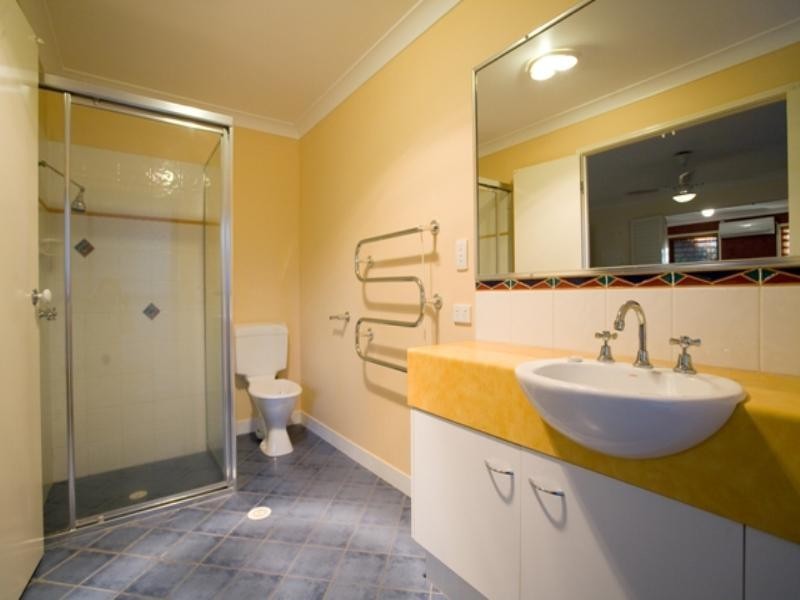 43 Angus Street, Sinnamon Park QLD 4073