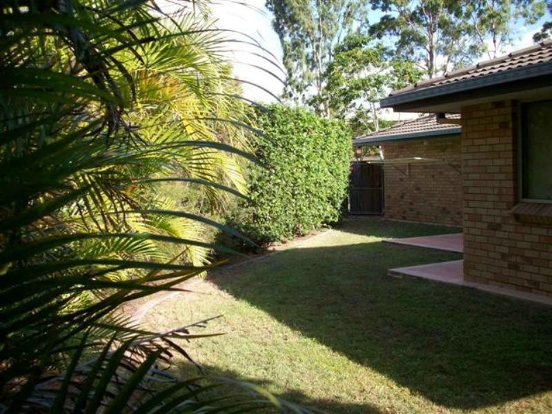 27 Ponderosa Place, Forest Lake QLD 4078
