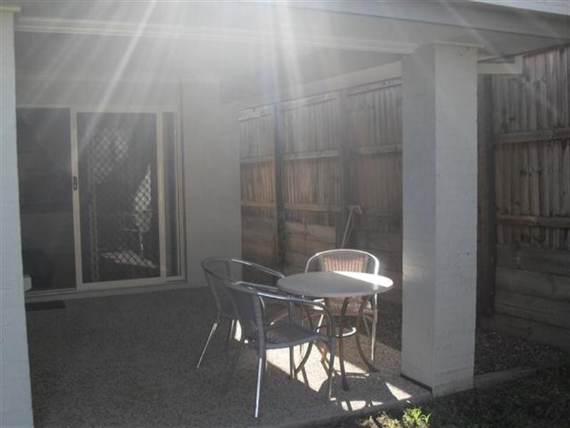 6 Cove Place, Springfield Lakes QLD 4300