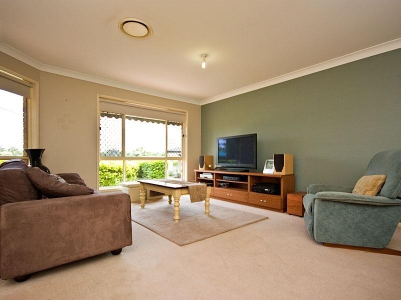 22 Rosa Court, Camira QLD 4300