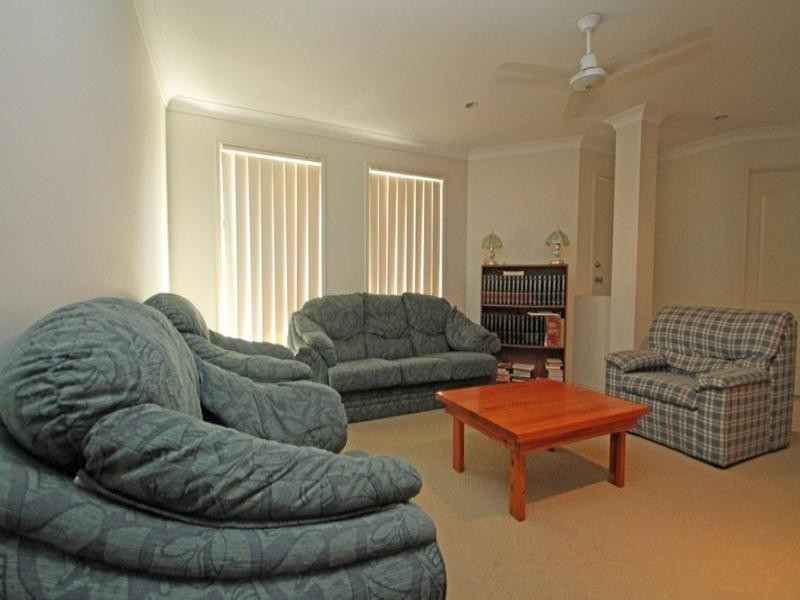 61 Moran Crescent, Forest Lake QLD 4078