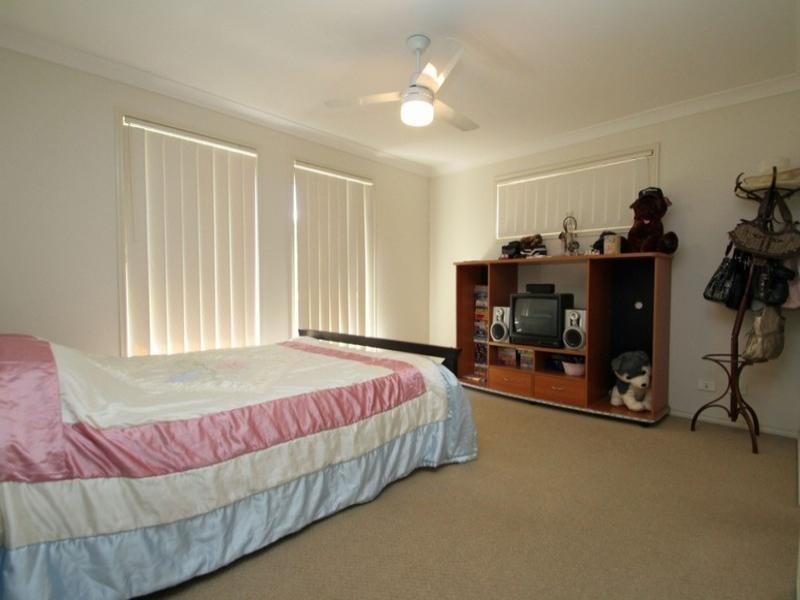 61 Moran Crescent, Forest Lake QLD 4078