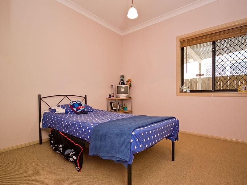 22 Randerson Street, Forest Lake QLD 4078