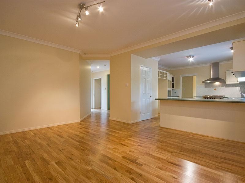 4 Catalina Circuit, Forest Lake QLD 4078