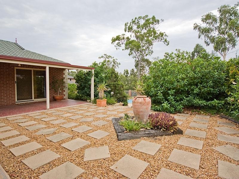 4 Catalina Circuit, Forest Lake QLD 4078