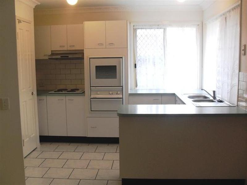 52 Clarendon Circuit, Forest Lake QLD 4078