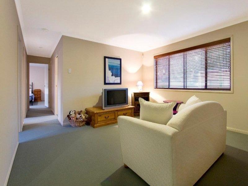 1 Camberwell Street, Forest Lake QLD 4078