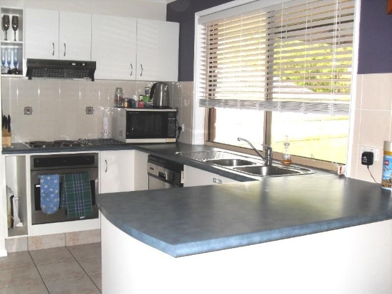 2 Benarkin Street, Forest Lake QLD 4078