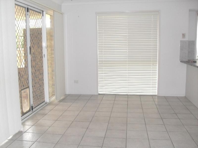 19 Scarlet Place, Forest Lake QLD 4078