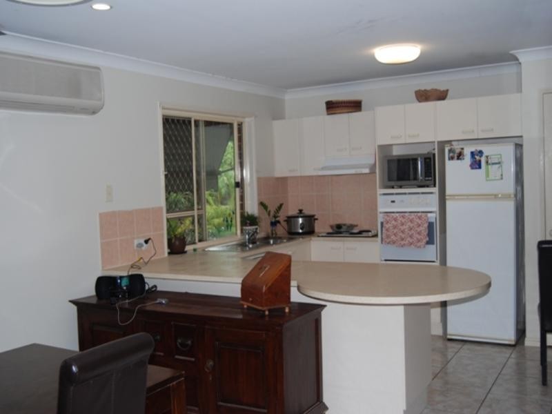 9 Maitland Street, Forest Lake QLD 4078