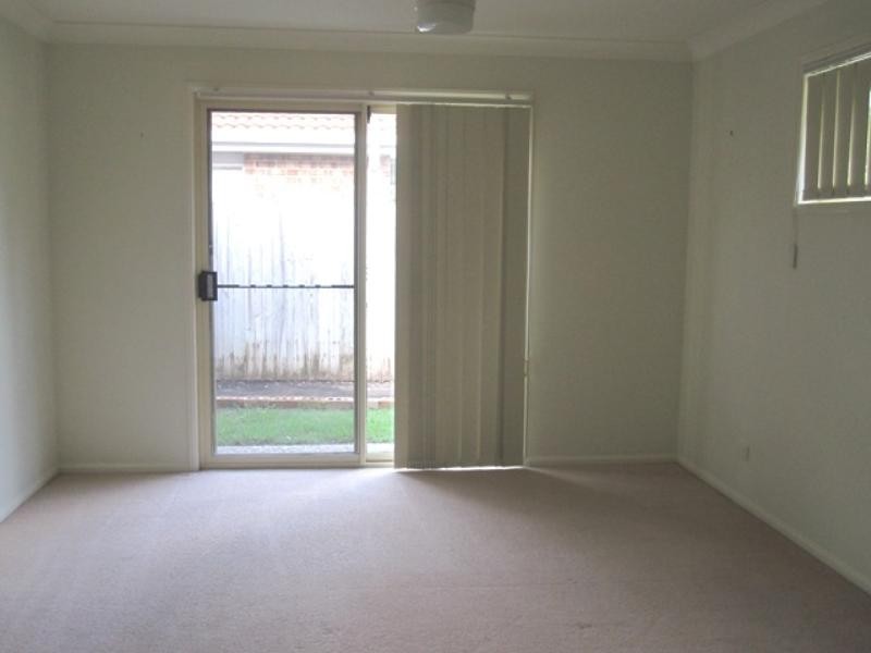 27 Carolina Parade, Forest Lake QLD 4078