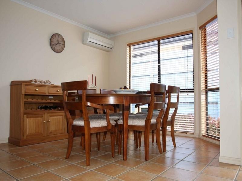 11 Santa Cruz Place, Forest Lake QLD 4078