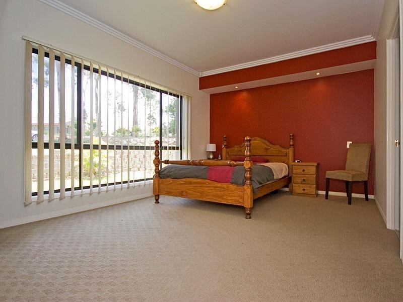 10 Summit Terrace, Forest Lake QLD 4078